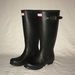 Black Hunter Rainboots